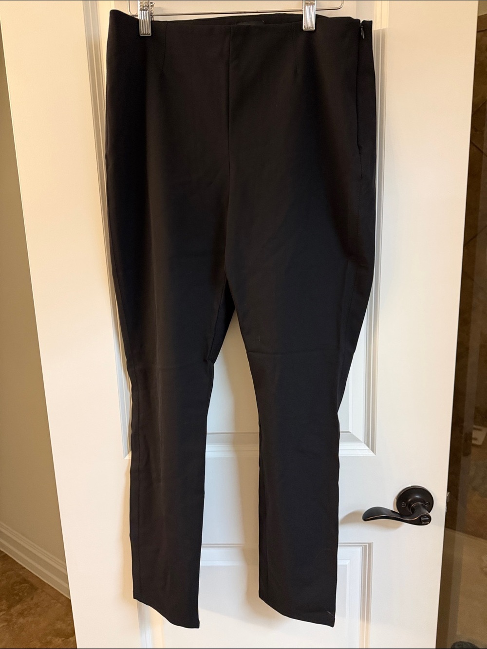 White House Black Market Black Skinny Women's Pants